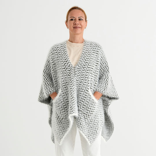 Poncho-Jacke in Bouclé-Optik mit 2 Taschen, Rot