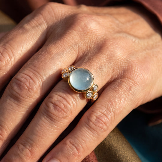 EverTrue milchiger Aquamarin und Moissanit Ring, Bronze mit Gelbgold E-Beschichtung - 4,71 ct.