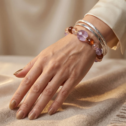 Afrikanisches Amethyst und mehrfarbiges Hämatoid Quarz flexibles Armband (17,5-19cm), Legierung in Goldton - 170 ct.