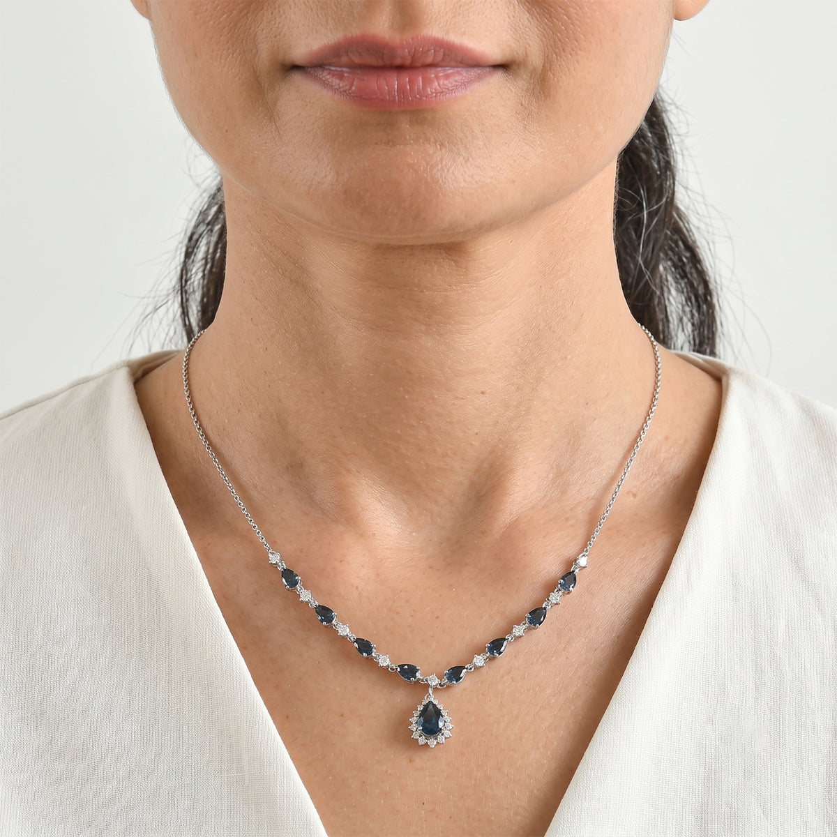 D'Joy AA London Blau Topas Halskette ca. 50 cm 925 Silber Rhodiniert ca. 5,95 ct.