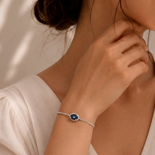 EVER TRUE Diffundierter Stern blauer Saphir Armband (10-15 Werktage Lieferzeit) ca. 19 cm Reine Bronze ca. 2,15 ct.