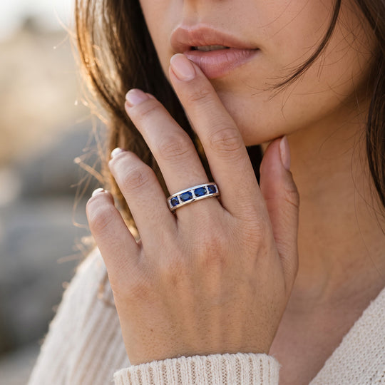 Laborgezüchteter Ceylon-Blau-Saphir, Moissanit Ring 925 Silber Rhodiniert (Größe 20.00) ca. 1,66 ct