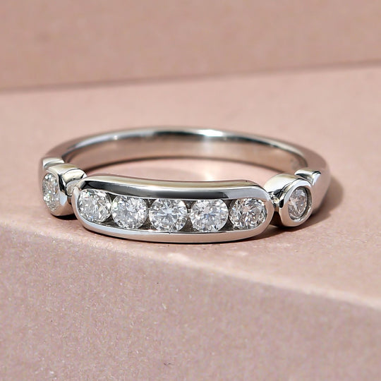88 Facetten Moissanit Ring 925 Silber Platiniert V cm ca. (Größe 20.75) 0.50 ct