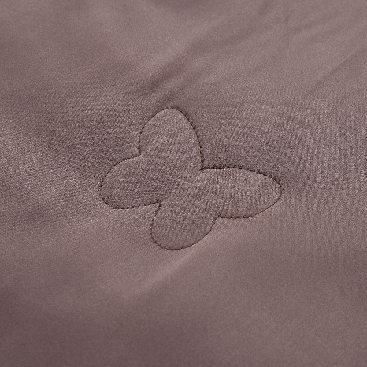 Serenity Night - 100% Maulbeerseide Sommerseidendecke mit Seidenfüllung Daunenkissen und Seidenkissenbezug Mauve