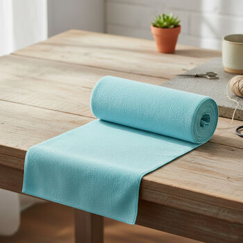 Tear away Microfiber  size:30x30cm pieces/ Roll:30 180gsm material: 90%polyester ,10%polyamid  package:1 polyfilm/unit / 1printed card/ unit rolls/ carton: 12 carton size: 49.5x37x31 color:light green 