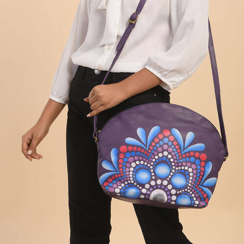 SUKRITI handbemalte Crossbody-Tasche aus echtem Leder, Lila image number 1