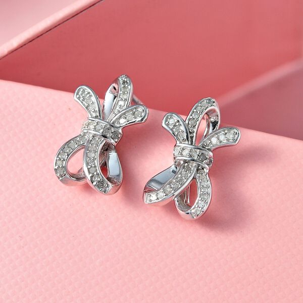 GP Ribbon Kollektion - Weiße Diamant und Kanchanaburi blaue Saphir-Ohrringe - image number 2