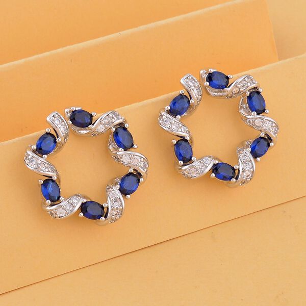 Blaue und weiße Zirkonia-Ohrringe image number 2
