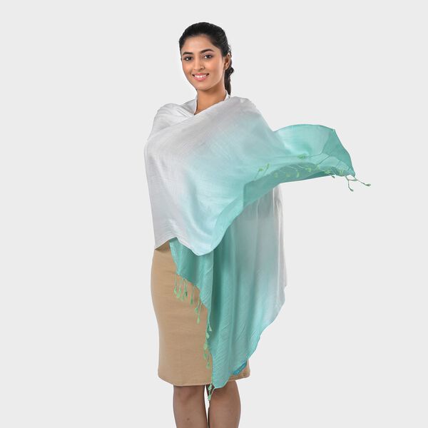 Maxikleid aus Viskose-Crepe mit Lurex Ombre-Schal mit Quasten aus Poly-Seide-Modal und Crossbody Tasche Mintgr&uuml;n image number 10