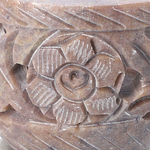 NAKKASHI handgeschnitzter Speckstein Eierbecher, Blumenmuster, 2 teilig image number 7