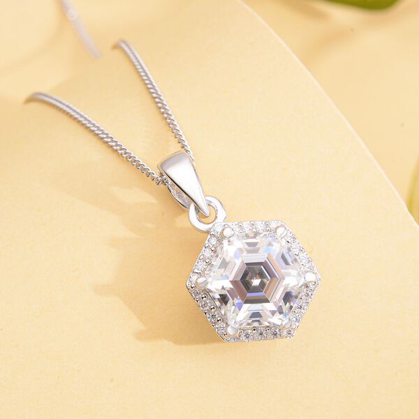 Funkelnde K&ouml;nigin - Moissanit Anh&auml;nger mit Kette - 2,66 ct. image number 7