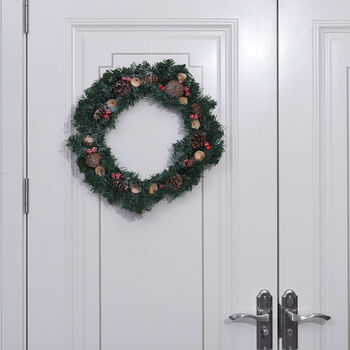 Weihnachtskranz mit Pilz/ Blumen/ Tannenzapfen und LED Lichterkette, Durchmesser 45 cm, 2xAA Batterie (nicht inkl.), Mehrfarbig