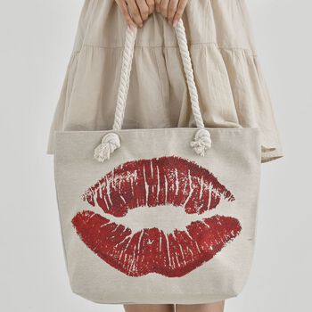 Gewebte Jute-Tasche mit rotem Kussmund, beige