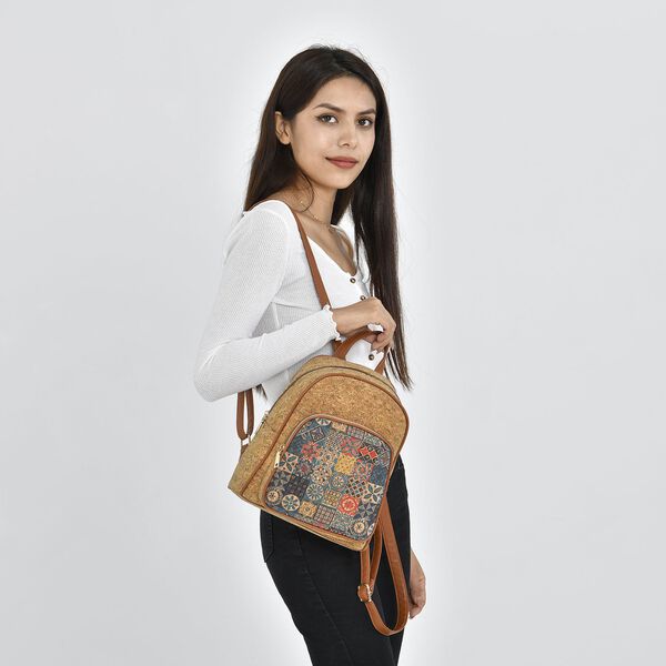 Praktischer Rucksack aus Naturkork mit Kunstleder-Griffen, Hellbraun image number 2