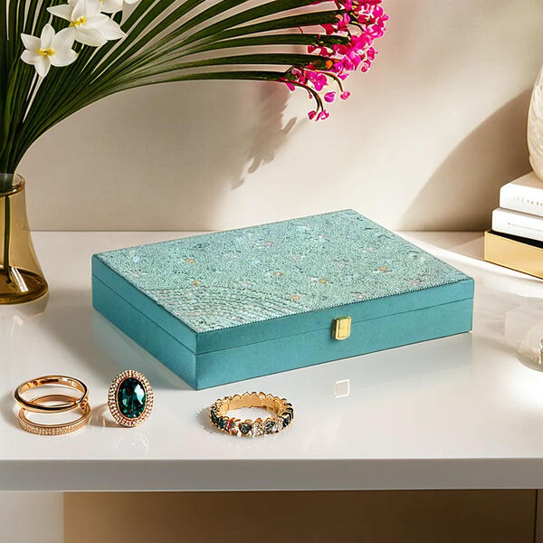 Schmuckbox bestickt mit Perlen und Pailletten, Türkis image number 12