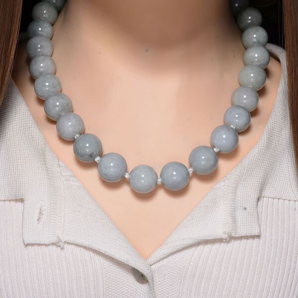 Natürliche weiße flexible Jadeite Jade Halskette - 875 ct. image number 2