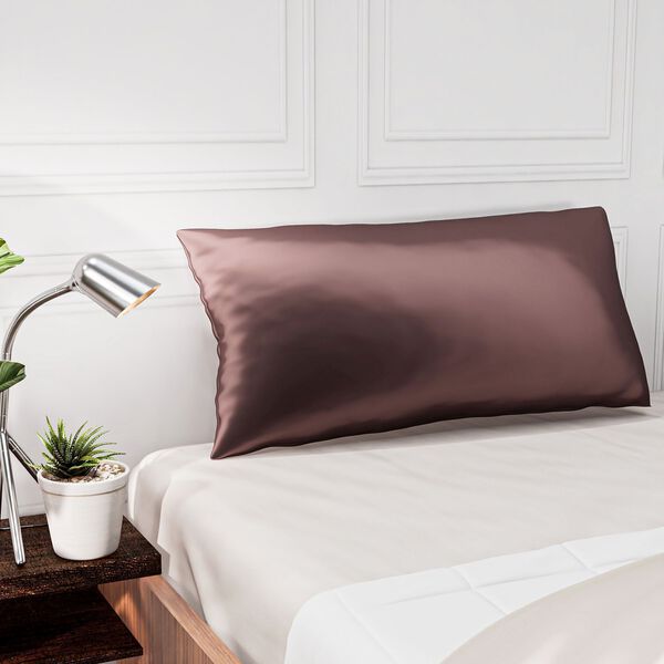 Serenity Night - Premium Collection - 1 Kissen mit 1 Kissenbezug aus 100% Maulbeerseide, mit Paspelierung, Perlmuttkn&ouml;pfen und Federf&uuml;llung, 40 x 80 cm, Lavendel