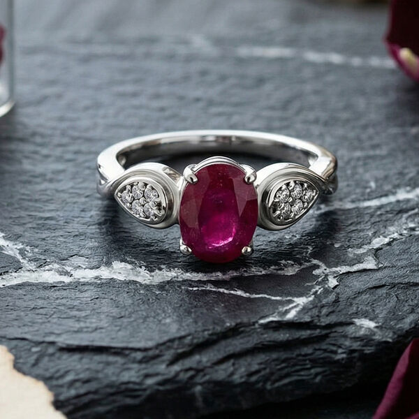 Afrikanischer Rubin (Fissure gef&uuml;llt), wei&szlig;er Zirkon Ring, 925 Silber platiniert (Gr&ouml;&szlig;e 16.00) ca. 2.55 ct image number 1