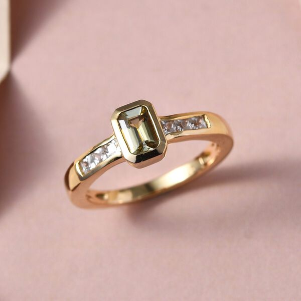 Natürlicher, goldener Tansanit und weißer Zirkon-Ring - 0,99 ct. image number 2