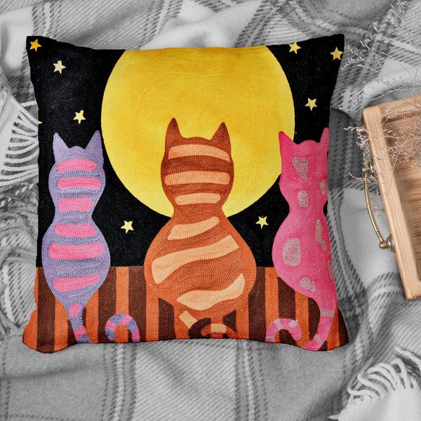 Besticktes Kissenbezug, Katzenpaar, Sonne und Mond image number 2