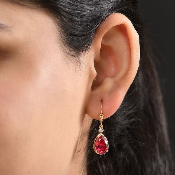 Royal Drops - D joy Synthetischer Padparadscha-Saphir, Moissanit Ohrringe 925 Silber 750 Gelbgold Vermeil ca. 8,20 ct. image number 3
