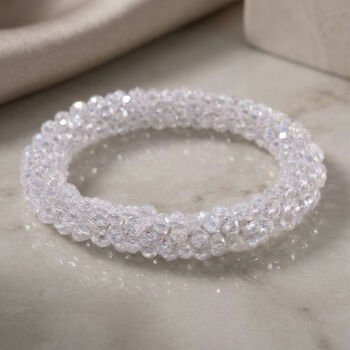 Flexibles, simuliertes mystisches wei&szlig;es Kristall-Armband