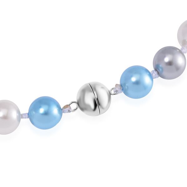 Blaue, silberne und weiße Muschelkernperlen-Halskette, 50cm image number 4