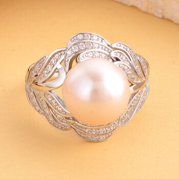 Wei&szlig;e Edison Perle und wei&szlig;er Zirkon-Ring - 0,84 ct.