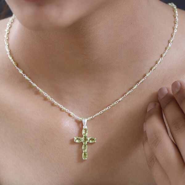 Natürliche Peridot-Kreuz-Anhänger-Halskette in Silber, 16,22 ct. image number 2