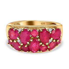 Afrikanischer Rubin und Zirkon-Cluster-Ring - 4,30 ct.