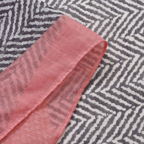 Patchwork Schal mit pinkem unregelm&auml;&szlig;igem Muster image number 4