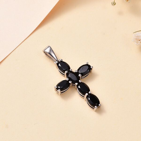 Schwarzer Spinell-Anh&auml;nger - 3,84 ct. image number 2