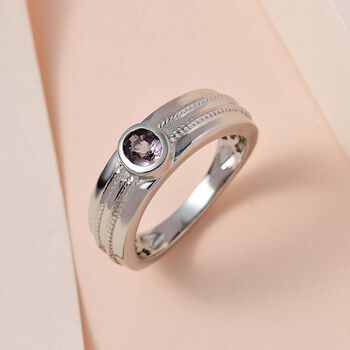 AA Nat&uuml;rlicher Tansanischer Lavendel-Spinell Ringe 925 Silber platiniert (Gr&ouml;&szlig;e 19.00) ca. 0.43 ct