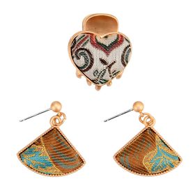 LA MAREY 2er-Set Brokat Seiden-Haarspangen und Ohrringe, Beige