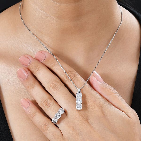 Wei&szlig;es Zirkonia-Schmuckset image number 3