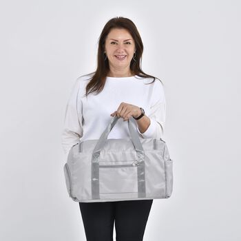 Reisetasche mit mehreren F&auml;chern, Grau