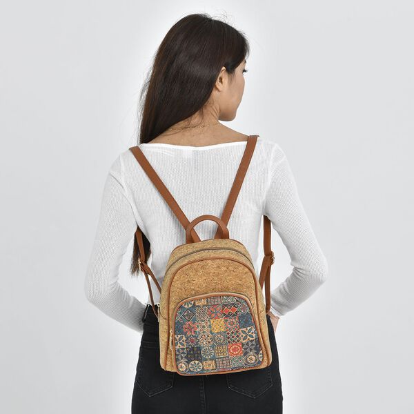 Praktischer Rucksack aus Naturkork mit Kunstleder-Griffen, Hellbraun image number 3