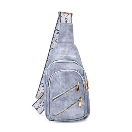 Crossbody-Slingbag aus Nylon mit RFID-Schutz, ca. 19 x 8 x 32 cm, verstellbarer Trageriemen, blau
