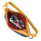 SUKRITI: Handbemalte Hobo-Tasche aus 100% Leder, Tie-Dye Druck, Blau-Orange-Braun  image number 5