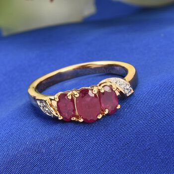 Fissure gef&uuml;llt Rubin und Zirkon 3 Stein Ring 925 Silber 585 Vergoldet