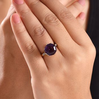 Afrikanischer Amethyst und Zirkon-Ring - 6,81 ct.