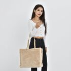 Geräumige & leichte Kunstfell-Schultertasche mit Schulterriemen, 44x36x16cm, Beige image number 2