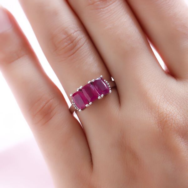 Afrikanischer Rubin und weißer Diamant-Ring, 925 Silber platiniert  ca. 2,77 ct image number 3