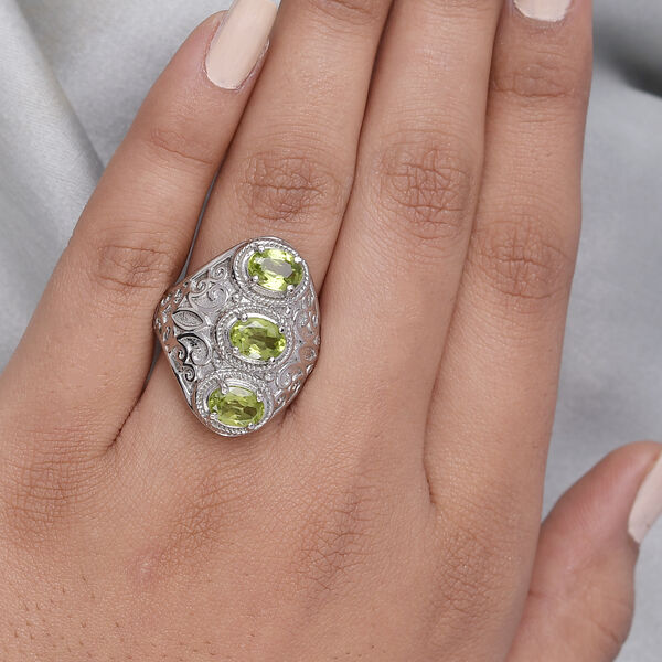 Nat&uuml;rlicher Peridot Ring Edelstahl  ca. 2,39 ct image number 3