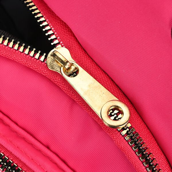 Stepp-Slingtasche mit RFID-Schutz und Kopfh&ouml;rer&ouml;ffnung, Gr&ouml;&szlig;e: 17x7,5x30cm, Rosa image number 8