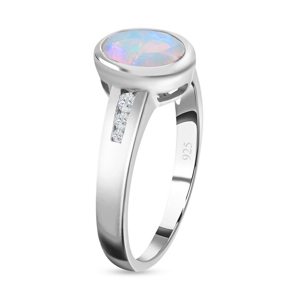 Nat&uuml;rlicher, &auml;thiopischer Welo Opal und Zirkon-Ring - 0,90 ct. image number 2