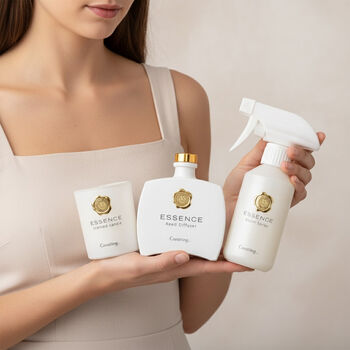 3er-Kerzenset mit Duftst&auml;bchen und Raumspray, Wei&szlig;, 5% Parf&uuml;manteil, Raumspray 100ml, Duftkerze im wei&szlig;en Glas mit 100g Paraffinwachs, Duftnote: Tropische Fr&uuml;chte