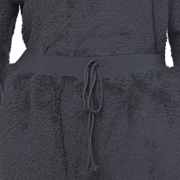 One Fit Loungewear - Superweicher Anti-Allergie Mikroflannell, M bis XL, Schwarz image number 4