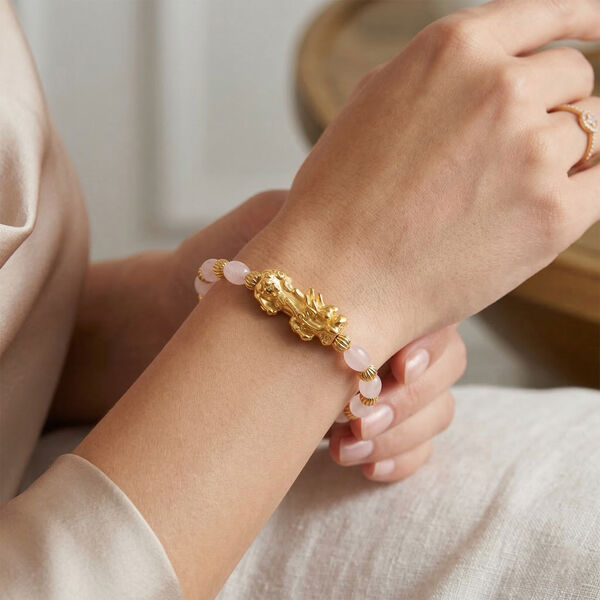 Rosenquarz Pixiu Armband, flexibel (ca. 18 - 19 cm), gelb vergoldet ca. 35.00 ct image number 3