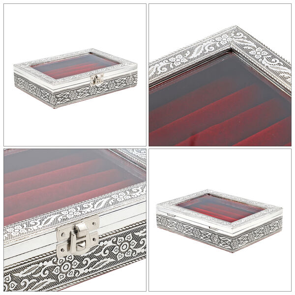 Handgefertigte Ringbox aus Aluminium mit Blumenmuster und Kratzschutzfutter in Rot image number 7